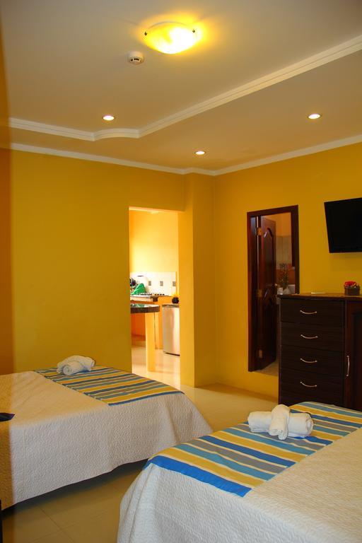 Hostal Duncan Пуэрто-Айора Экстерьер фото