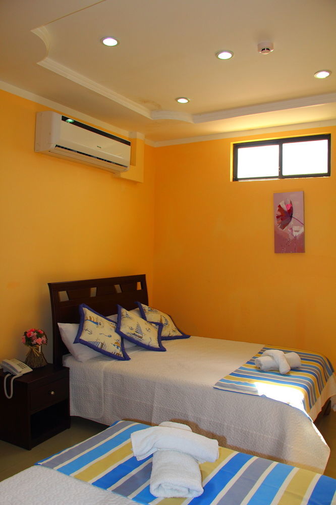 Hostal Duncan Пуэрто-Айора Экстерьер фото